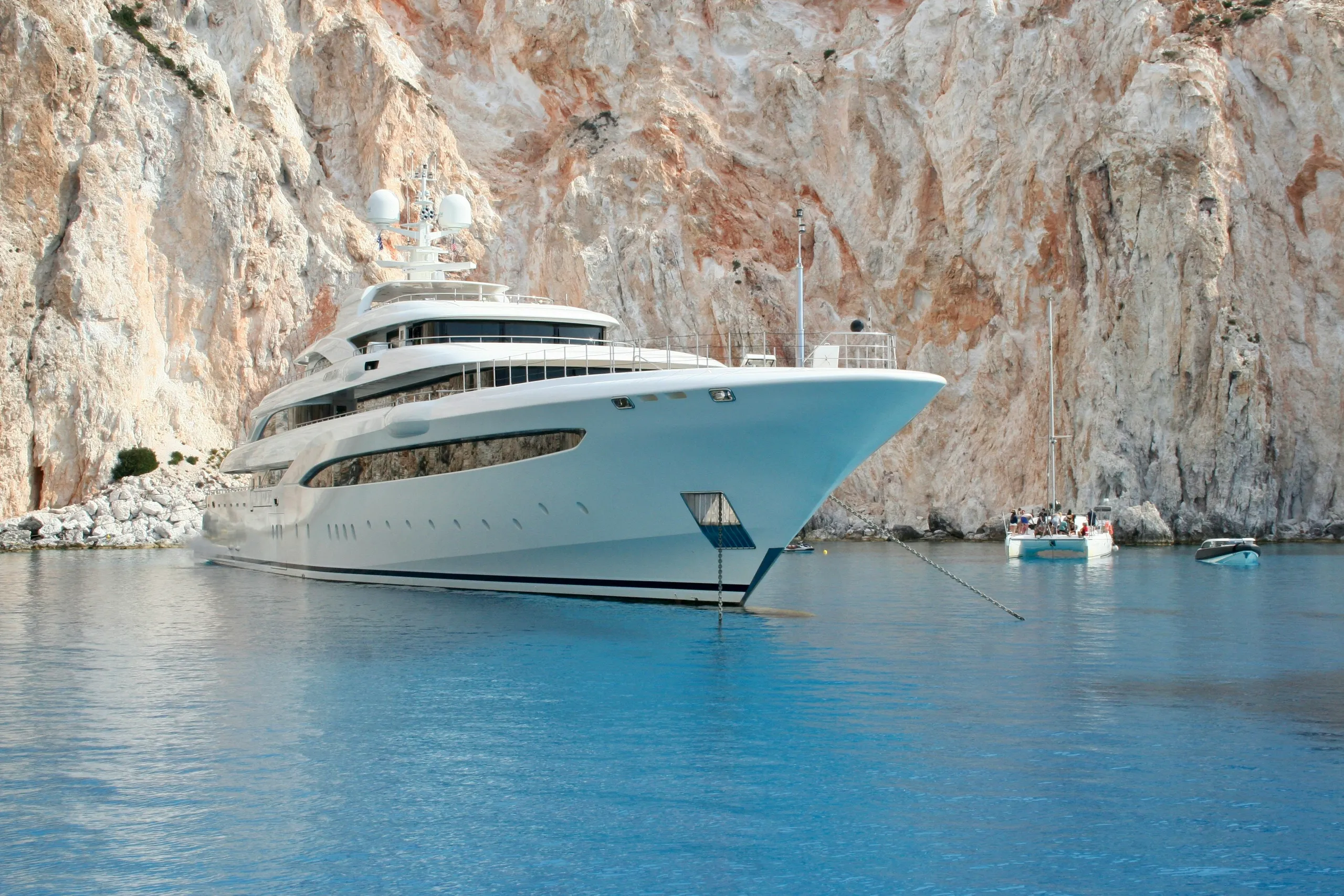 Pershing 8X
